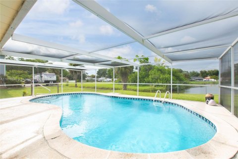 Casa en venta en Fort Myers, Florida, 3 dormitorios, 97.55 m2 № 1924151 - foto 21
