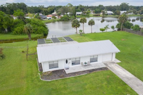 Casa en venta en Fort Myers, Florida, 3 dormitorios, 97.55 m2 № 1924151 - foto 25