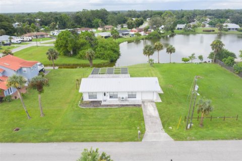 Casa en venta en Fort Myers, Florida, 3 dormitorios, 97.55 m2 № 1924151 - foto 29