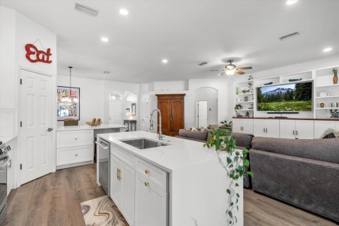 Casa en venta en Lakewood Ranch, Florida, 3 dormitorios, 188.96 m2 № 1832717 - foto 12