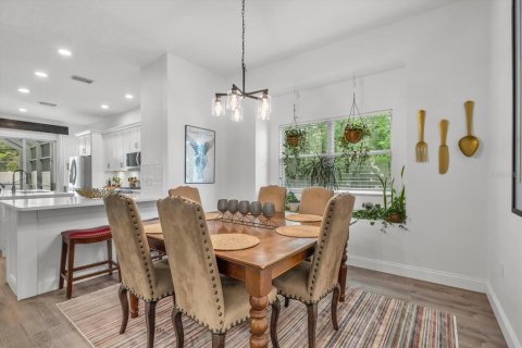 Casa en venta en Lakewood Ranch, Florida, 3 dormitorios, 188.96 m2 № 1832717 - foto 8