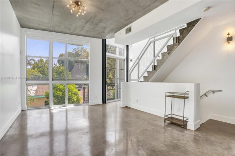 Купить таунхаус в Форт-Лодердейл, Флорида 3 спальни, 186.27м2, № 2012431 - фото 9