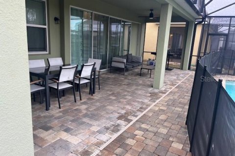 Casa en venta en Kissimmee, Florida, 9 dormitorios, 405.33 m2 № 1548981 - foto 10