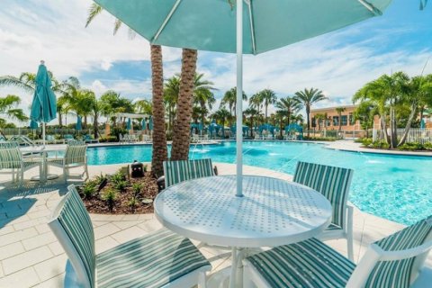 Casa en venta en Kissimmee, Florida, 9 dormitorios, 405.33 m2 № 1548981 - foto 22