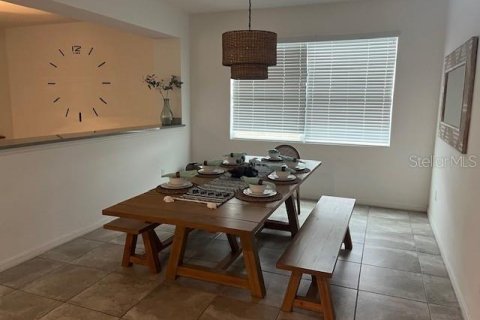 Casa en venta en Kissimmee, Florida, 9 dormitorios, 405.33 m2 № 1548981 - foto 12