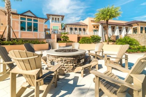 Casa en venta en Kissimmee, Florida, 9 dormitorios, 405.33 m2 № 1548981 - foto 21