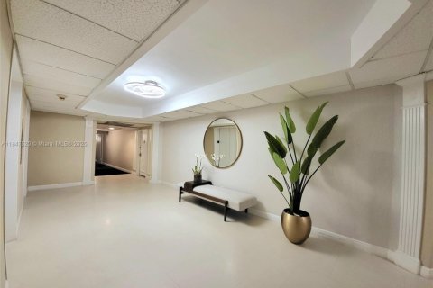 Condominio en venta en Miami Beach, Florida, 2 dormitorios, 110.55 m2 № 2030710 - foto 6