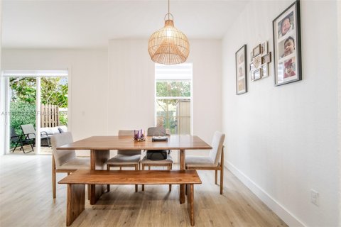 Купить таунхаус в Дейви, Флорида 3 спальни, 177.63м2, № 2008478 - фото 4