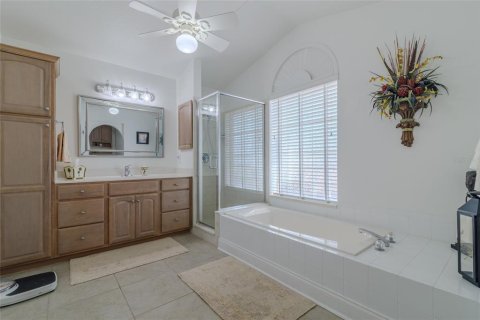 House in Ocala, Florida 3 bedrooms, 167.78 sq.m. № 2166527 - photo 15