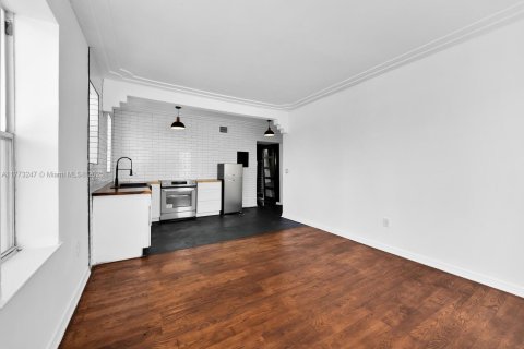 Condominio en venta en Miami Beach, Florida, 2 dormitorios, 86.4 m2 № 2013326 - foto 8