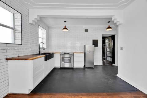 Condominio en venta en Miami Beach, Florida, 2 dormitorios, 86.4 m2 № 2013326 - foto 9