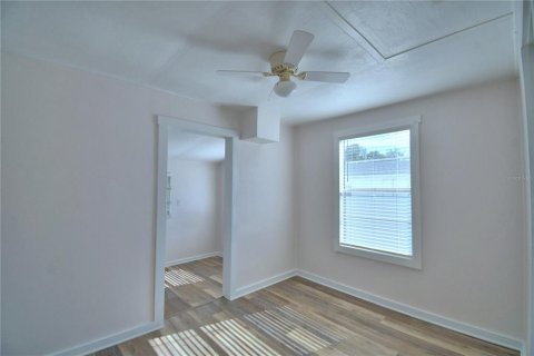 House in Auburndale, Florida 2 bedrooms, 69.49 sq.m. № 1909483 - photo 24