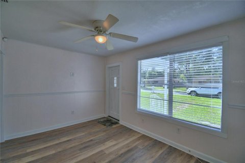 House in Auburndale, Florida 2 bedrooms, 69.49 sq.m. № 1909483 - photo 7
