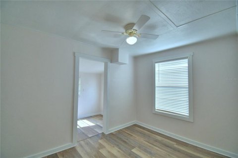 House in Auburndale, Florida 2 bedrooms, 69.49 sq.m. № 1909483 - photo 25