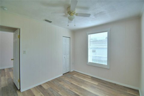House in Auburndale, Florida 2 bedrooms, 69.49 sq.m. № 1909483 - photo 21
