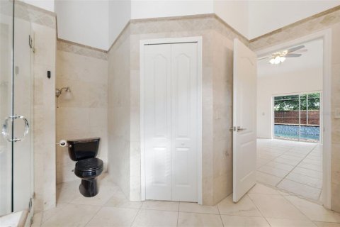 Villa ou maison à vendre à Orlando, Floride: 5 chambres, 207.92 m2 № 2195941 - photo 22