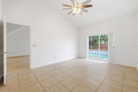 Villa ou maison à vendre à Orlando, Floride: 5 chambres, 207.92 m2 № 2195941 - photo 23