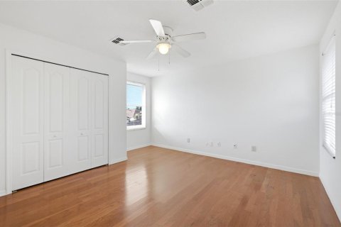 Villa ou maison à vendre à Orlando, Floride: 5 chambres, 207.92 m2 № 2195941 - photo 25