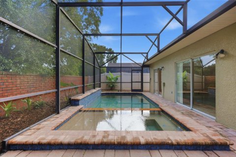 Villa ou maison à vendre à Orlando, Floride: 5 chambres, 207.92 m2 № 2195941 - photo 2