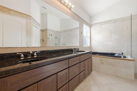 Villa ou maison à vendre à Orlando, Floride: 5 chambres, 207.92 m2 № 2195941 - photo 21