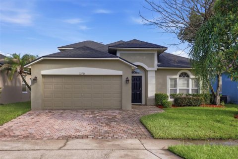 House in Orlando, Florida 5 bedrooms, 207.92 sq.m. № 2195941