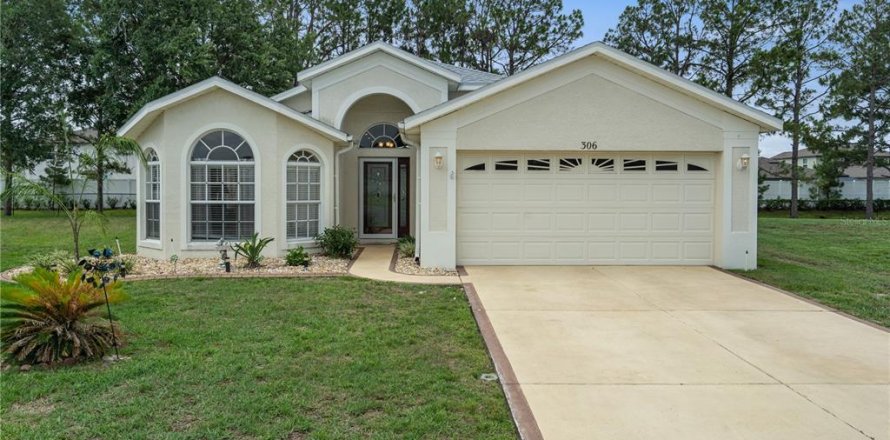 House in Spring Hill, Florida 3 bedrooms, 186.18 sq.m. № 2110474