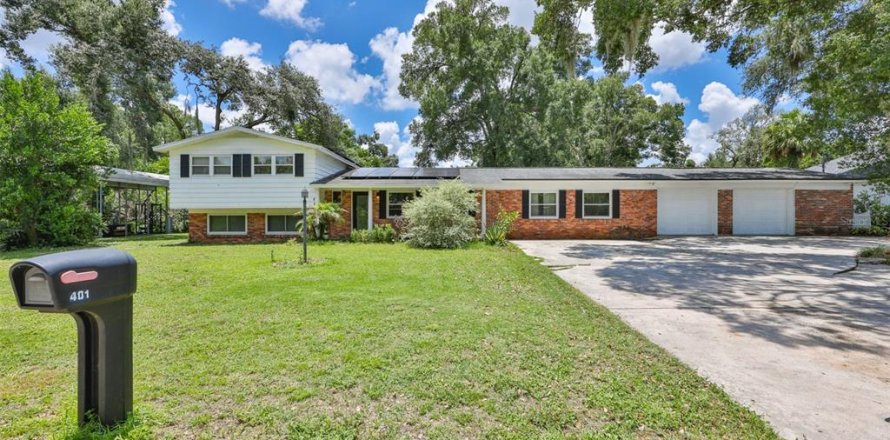 Casa en Brandon, Florida 4 dormitorios, 261.8 m2 № 2156989