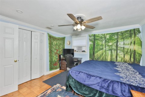 Casa en venta en Brandon, Florida, 4 dormitorios, 261.8 m2 № 2156989 - foto 24