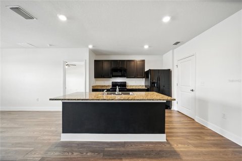 Casa en venta en Odessa, Florida, 3 dormitorios, 157 m2 № 1909899 - foto 6