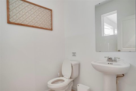 Villa ou maison à vendre à Kissimmee, Floride: 7 chambres, 277.5 m2 № 2136157 - photo 22