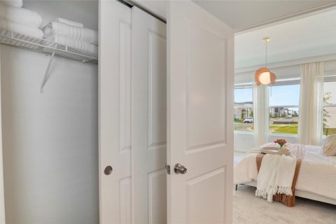 Villa ou maison à vendre à Kissimmee, Floride: 7 chambres, 277.5 m2 № 2136157 - photo 10