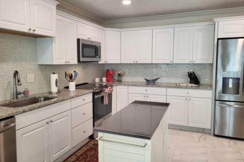 Condo in Clearwater, Florida, 2 bedrooms  № 2390997 - photo 10