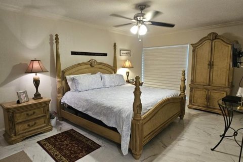 Condo in Clearwater, Florida, 2 bedrooms  № 2390997 - photo 26