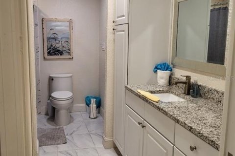 Condo in Clearwater, Florida, 2 bedrooms  № 2390997 - photo 29