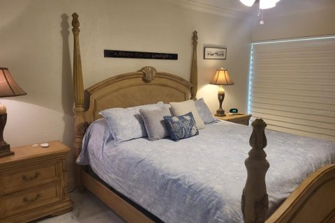 Condo in Clearwater, Florida, 2 bedrooms  № 2390997 - photo 24