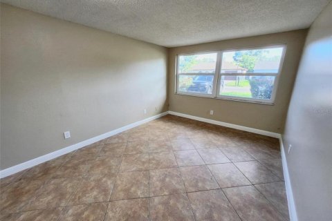 Casa en alquiler en New Port Richey, Florida, 3 dormitorios, 127.09 m2 № 2403120 - foto 10