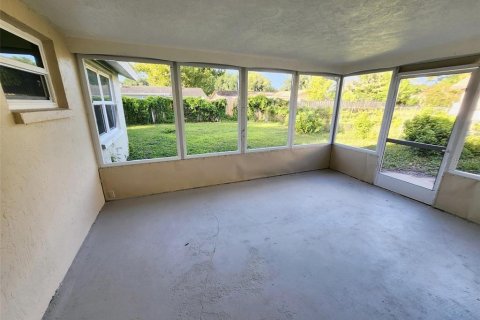 Casa en alquiler en New Port Richey, Florida, 3 dormitorios, 127.09 m2 № 2403120 - foto 27