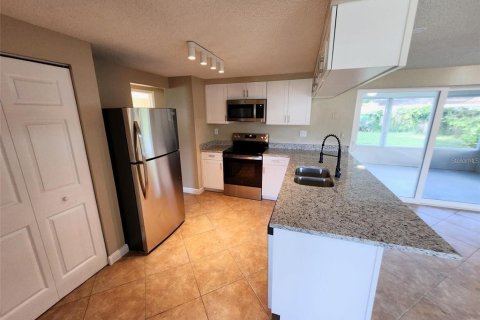 Casa en alquiler en New Port Richey, Florida, 3 dormitorios, 127.09 m2 № 2403120 - foto 6