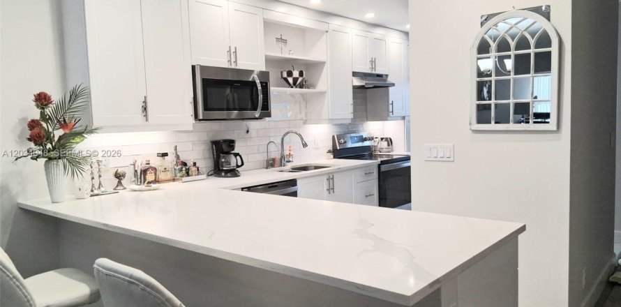 Condominio en Delray Beach, Florida, 2 dormitorios № 2088206