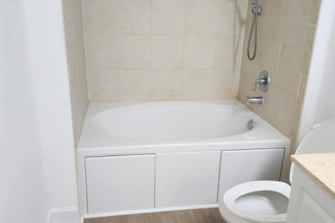 Condominio en alquiler en Boynton Beach, Florida, 1 dormitorio, 69.12 m2 № 2250850 - foto 7