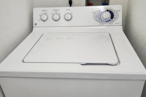 Condominio en alquiler en Boynton Beach, Florida, 1 dormitorio, 69.12 m2 № 2250850 - foto 13
