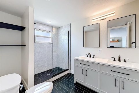 Casa en venta en Saint Petersburg, Florida, 4 dormitorios, 170.94 m2 № 2099766 - foto 13