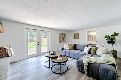 Casa en venta en Saint Petersburg, Florida, 4 dormitorios, 170.94 m2 № 2099766 - foto 11