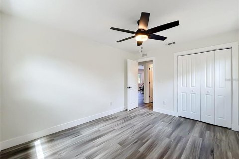 Casa en venta en Saint Petersburg, Florida, 4 dormitorios, 170.94 m2 № 2099766 - foto 24