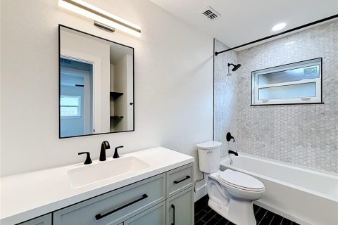 Casa en venta en Saint Petersburg, Florida, 4 dormitorios, 170.94 m2 № 2099766 - foto 25