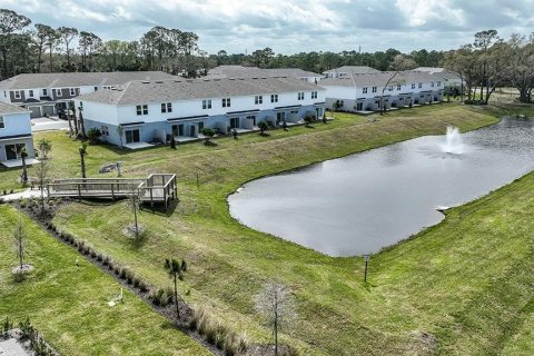 Townhouse in Edgewater, Florida 3 bedrooms, 127.55 sq.m. № 1853556 - photo 11