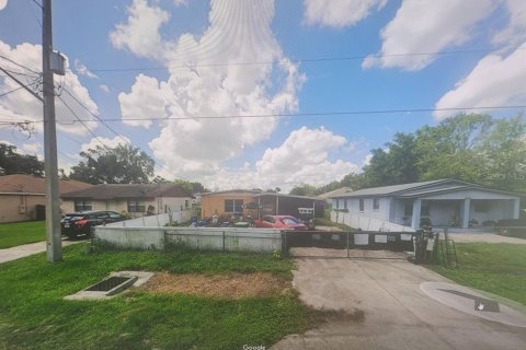 House in Orlando, Florida 3 bedrooms, 100.33 sq.m. № 1829153 - photo 1