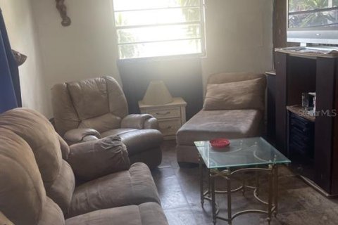 House in Orlando, Florida 3 bedrooms, 100.33 sq.m. № 1829153 - photo 4