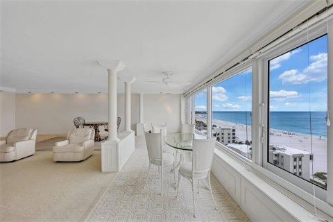 Copropriété à vendre à Sarasota, Floride: 2 chambres, 180.23 m2 № 2093267 - photo 11