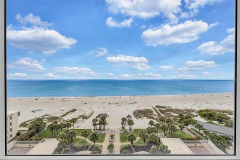 Copropriété à vendre à Sarasota, Floride: 2 chambres, 180.23 m2 № 2093267 - photo 14